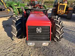 Maquinaria agrícola duradera usada, tractor agrícola de alta tracción, tractor de gran fuerza de tracción en venta - Product Image 3