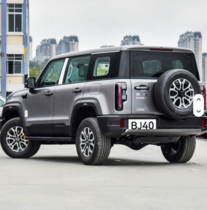 Rendimiento de calidad BJ40 2,0 T 5 asientos mejor lujo Suv 2WD 4WD vehículos todoterreno gasolina coches nuevos 2024 Beijing BJ40 - Product Image 5