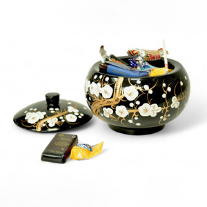 Black floral lacquered candy container jars handpainted decorative lacquer jar customized sizes & designs - Product Image 2