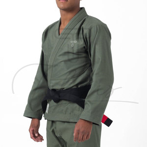 Conjunto de Karate Gi de Algodón Premium de Alta Calidad con Logotipo Frontal para Artes Marciales, Tela Transpirable de 300g, Unisex para Adultos - Product Image 2