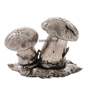 Poires en aluminium coulé Designer Taille et logo personnalisés Sel et poivre plaqué or Accessoires de cuisine Fournitures d'Inde - Product Image 4