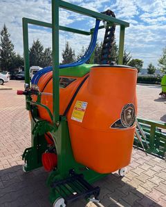เครื่องพ่นยาเกษตร Atlas ดีไซน์ใหม่ ราคาประหยัด ผลผลิตสูง สำหรับใช้งานในฟาร์ม สีเขียวส้ม - Product Image 5