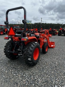 Pour tracteur compact Kubota L2502DT modèle 2025 avec 4WD et pompe/moteur polyvalent pour travaux agricoles et de jardinage - Product Image 4