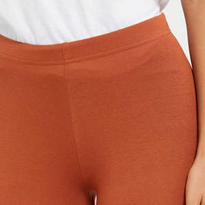 กางเกงเลกกิ้งออกกำลังกายโยคะผู้หญิง ดีไซน์สวย คุณภาพสูง ผลิตจากผ้าสแปนเด็กซ์/ไนลอน เอวยืดหยุ่น สวมใส่สบาย ระบายอากาศดี สินค้ามาใหม่ ลดราคา - Product Image 6