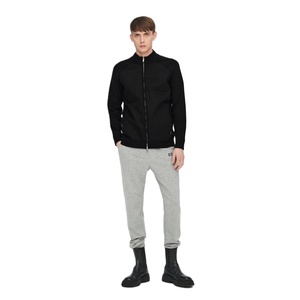 Chaqueta bomber negra personalizada de calidad para hombre, moda de invierno, estilo de béisbol informal con logotipo, diseño sin cuello, precio al por mayor - Product Image 5