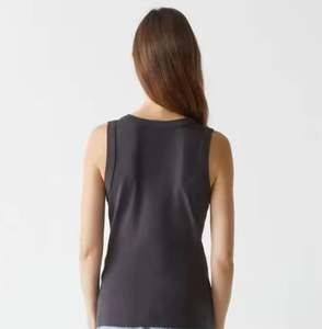 Fashionable Autumn Tank Sleeve Scoop Neck <b>Top</b> Versatile for <b>Layering</b> Workout Clothing in Trendy Seasonal Colors - Product Image 4