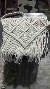 กระเป๋าถือผ้าฝ้ายถักโครเชต์มาคราเม่ทำจากสายคอตตอน100% เหมาะสำหรับร้านเครื่องประดับแฟชั่นเพื่อขายต่อ - Product Image 2