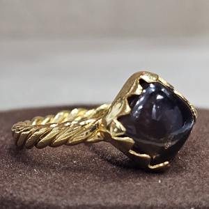 Bague vintage de designer faite à la main en argent sterling 925 avec coussin naturel taillé en pierres précieuses fumées, lunette d'éternité d'excellente qualité - Product Image 5