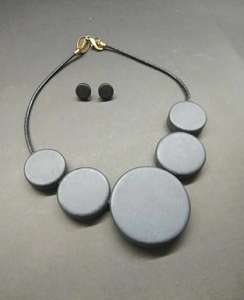 Derniers colliers pendentifs en résine jaune bleu pendentif en résine accessoires de bijoux bracelet bague boucles d'oreilles bijoux pour femmes collier - Product Image 5