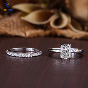 1,35 TDW Radiant & Round Cut Diamond White Gold Ring by Lab-Stone / Shine With a Diamonds/Color de la marca de oro blanco de Lab-Stone / Shine - Product Image 3