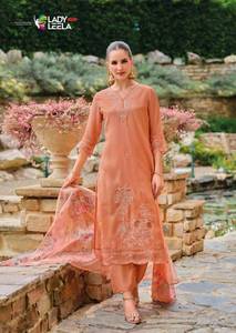 Premium Designer Broderie Kurti avec Fond Duppata Collection Indien et Pakistanais Vêtements Prix de gros pour Party Wear - Product Image 2