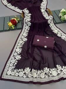 Soie georgette douce avec broderie de fil blanc et sari de bordure en dentelle avec collection de chemisiers Bangalore en satin - Product Image 4