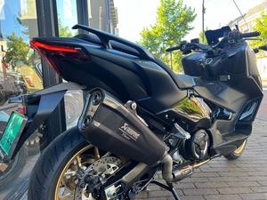 Yamaha Tmax 560 2023 ABS Tech Max Dark Petrol - Product Image 3