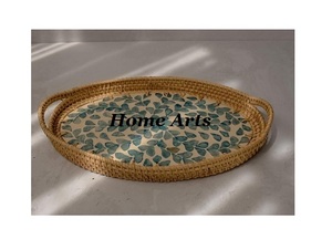 Ensemble de 4 plateaux de service en bois faits à la main, différentes tailles et formes, plateau de service pour le thé et le café par Home Arts - Product Image 5