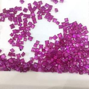 Rubí Natural, Corte Asscher, Forma Cuadrada, Pulido, con Iridisencia, Tamaño Calibrado para Joyería - Product Image 2