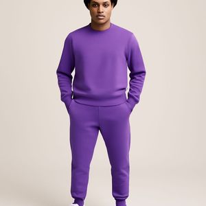 Conjunto personalizado de pantalones de chándal acampanados de color verde sólido y Sudadera con capucha para hombre, chándal con estampado de lana y opciones de personalización en blanco - Product Image 1