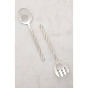 Serveur à salade classique en acier inoxydable pour les maisons traditionnelles, offrant un look intemporel et une utilisation durable - Product Image 5