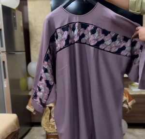 Abayas traditionnelles élégantes et modestes pour femmes robes de Dubaï tissu respirant brodé à la main pierre travail Baggy vêtements musulmans - Product Image 4