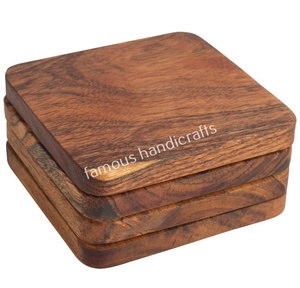 Sous-verre en bois de manguier de forme antique avec des sous-verres de qualité supérieure offerts par WONDEROVERSEAS - Product Image 1
