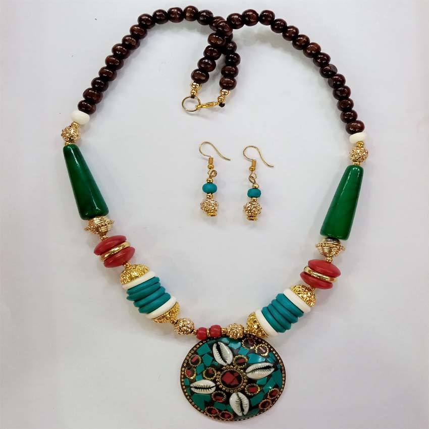 สีเขียว