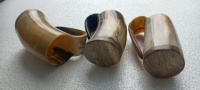Mini tasses à boire en corne sur mesure avec poignées, idéales pour les magasins d'hydromel et les magasins de fournitures nordiques pour la revente