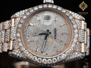 Montre-bracelet unisexe à mouvement mécanique automatique de 41 mm, cadran analogique, affichage de la date et du jour, entièrement sertie de pierres, acier inoxydable, verre - Product Image 6