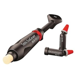 Résine composite universelle photopolymérisable Tetric EvoCeram de qualité supérieure avec teinte naturelle et excellente polissabilité - Product Image 3