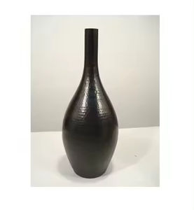 Vases à fleurs en métal aluminium tendance du marché, exportateur en gros, design martelé fait main personnalisé - Product Image 2