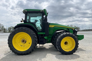 Nuevo tractor John Deere 8R 370 4WD 2023 con motor, bomba, caja de cambios y engranajes: tractor de alta productividad para la agricultura. - Product Image 5