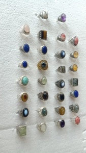 Anillos de Piedras Preciosas Naturales Hechos a Medida, 8mm, Rojos, Disponibles para Diseñadores de Joyería de Moda para Reventa - Product Image 2