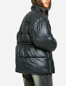 Chaqueta acolchada cómoda para mujer al por mayor, ropa informal de invierno cálida, ajuste holgado reversible transpirable de poliéster 100% - Product Image 3