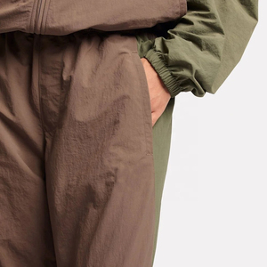 Design personnalisé Costume coupe-vent de haute qualité Prix de gros Tendance Hommes Coupe-vent OEM Ensemble deux-pièces personnalisé pleine longueur - Product Image 6