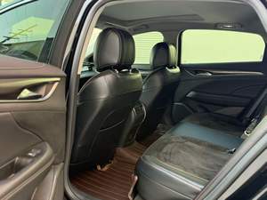 Berline essence intermédiaire d'occasion 2024, automatique, conduite à gauche, avec sièges en cuir, toit ouvrant, jantes R18 et système 360 °   Système de visualisation - Product Image 6