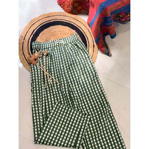 Pantalones a Cuadros Verdes para Verano, Tela Suave Tejida, Tabla de Tallas en la Descripción - Product Image 3