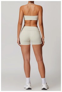 Conjunto Deportivo de Dos Piezas para Mujer al por Mayor, Sujetador Deportivo Sólido y Leggings Cortos de Cintura Alta, Ropa Deportiva - Product Image 5