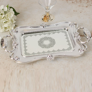 Bandeja de Servicio Decorativa de Acero Inoxidable con Diseño Creativo y Moderno, con Asa de Latón y Diseño Floral para el Hogar - Product Image 1