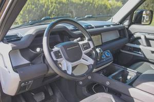 LAND ROVER DEFENDER 90 SE TURBO 6 CYLINDRES AWD 2023 EXTRÊMEMENT PROPRE, PRÊT À ÊTRE EXPÉDIÉ - Product Image 3