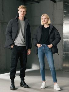Venta al por mayor a granel chaqueta acolchada personalizada hombres 2025 Cálido impermeable ligero aislado invierno prendas de vestir exteriores OEM chaquetas de moda proveedor - Product Image 2