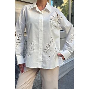 Camicetta da donna Premium con motivo floreale accattivante - Product Image 4