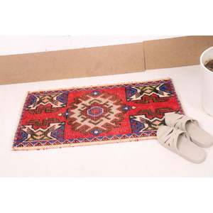 Petit tapis turc vintage 1,5x2,8 pieds, tapis persan rouge et bleu - Product Image 1