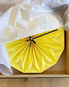 Reloj de pared original de Nellianna azul cielo Relojes Mesa rústica de madera única Color contrastante Reloj contemporáneo Reloj grande - Product Image 6