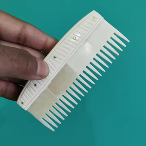 Peine de barba de hueso de búfalo vikingo de la mejor calidad de artesanía de media luna - Product Image 1