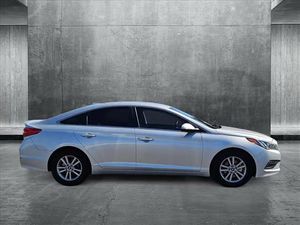 Hyundai Sonata 2016, Sedán con Tracción Delantera, Asientos de Cuero, Techo Panorámico, Automático - Product Image 6