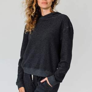 Sudadera con capucha de doble punto para mujer: ligera, transpirable e ideal para uso informal o relajante en interiores - Product Image 1