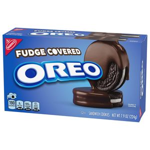 OREO Galletas Sandwich de Chocolate Cubiertas con Fudge, Sabor Original, Cajas de 12-7.9 oz - Product Image 3