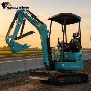 Mini-excavatrice télescopique de 1,7 tonne avec moteur Kubota D902, micro-excavatrice compacte avec changeur rapide et marteau - Product Image 2