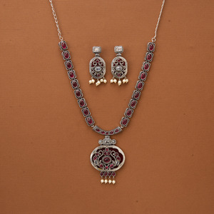 ชุดสร้อยคอและต่างหูพลอยเทียมคริสตัลและมุกเทียมสไตล์พังค์สำหรับผู้หญิงพร้อมชุบทองเหลืองด้วยสารออกซิไดซ์ - Product Image 6