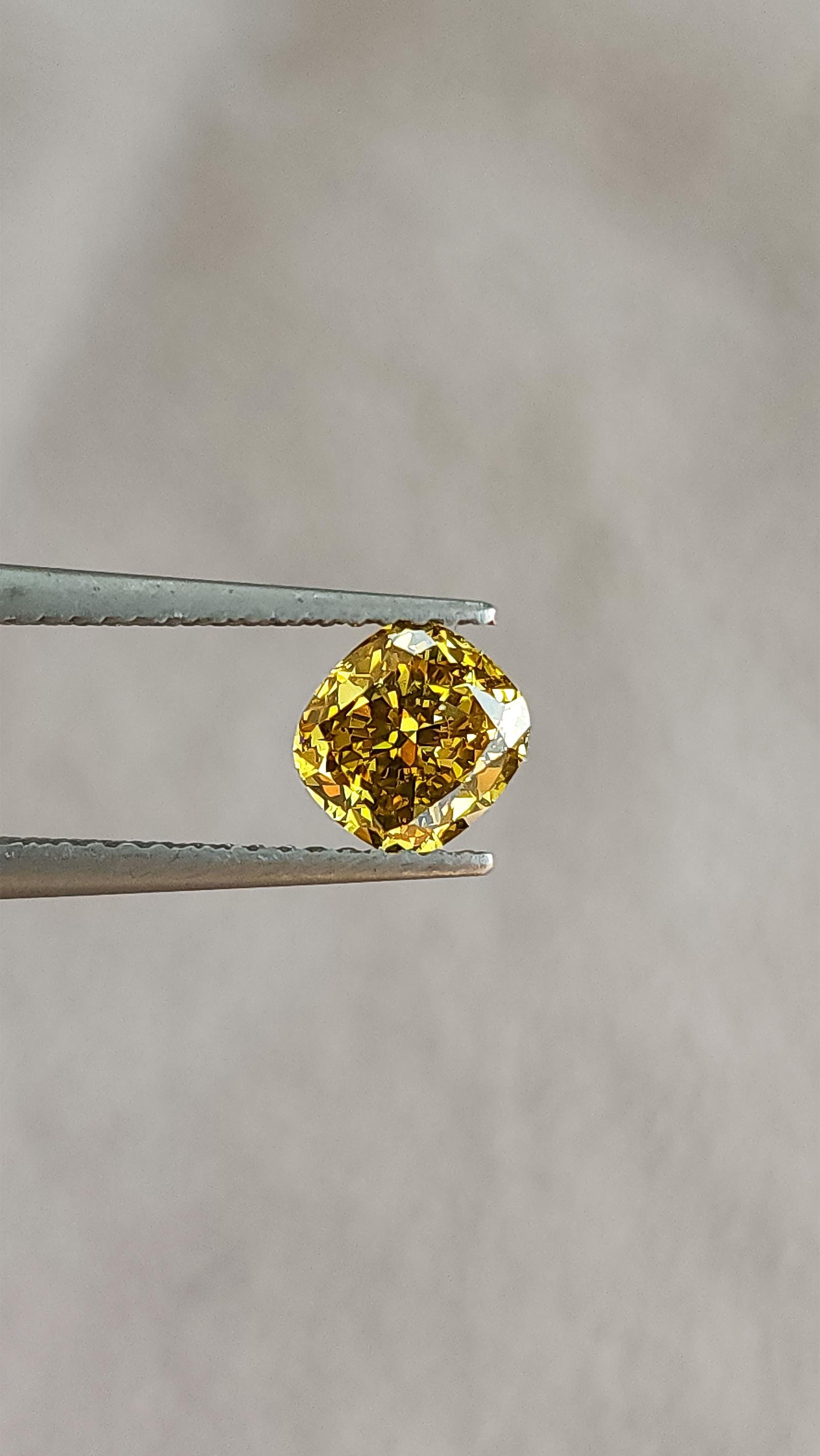 สีเหลือง