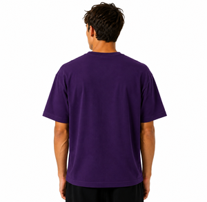 T-shirt pour hommes de coupe classique, tissu en coton 180Gr, léger et respirant, de fabrication italienne, pour un usage décontracté au quotidien, violet - Product Image 3