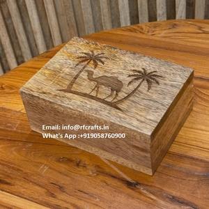 Nuevo diseño hecho a mano personalizado camello de madera y Palmera grabado dulces, frutas secas y caja de chocolates para Eid y Ramadán - Product Image 1